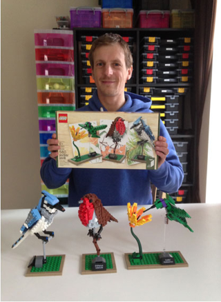 Illustration for article titled First images of the beautiful new Lego Birds set